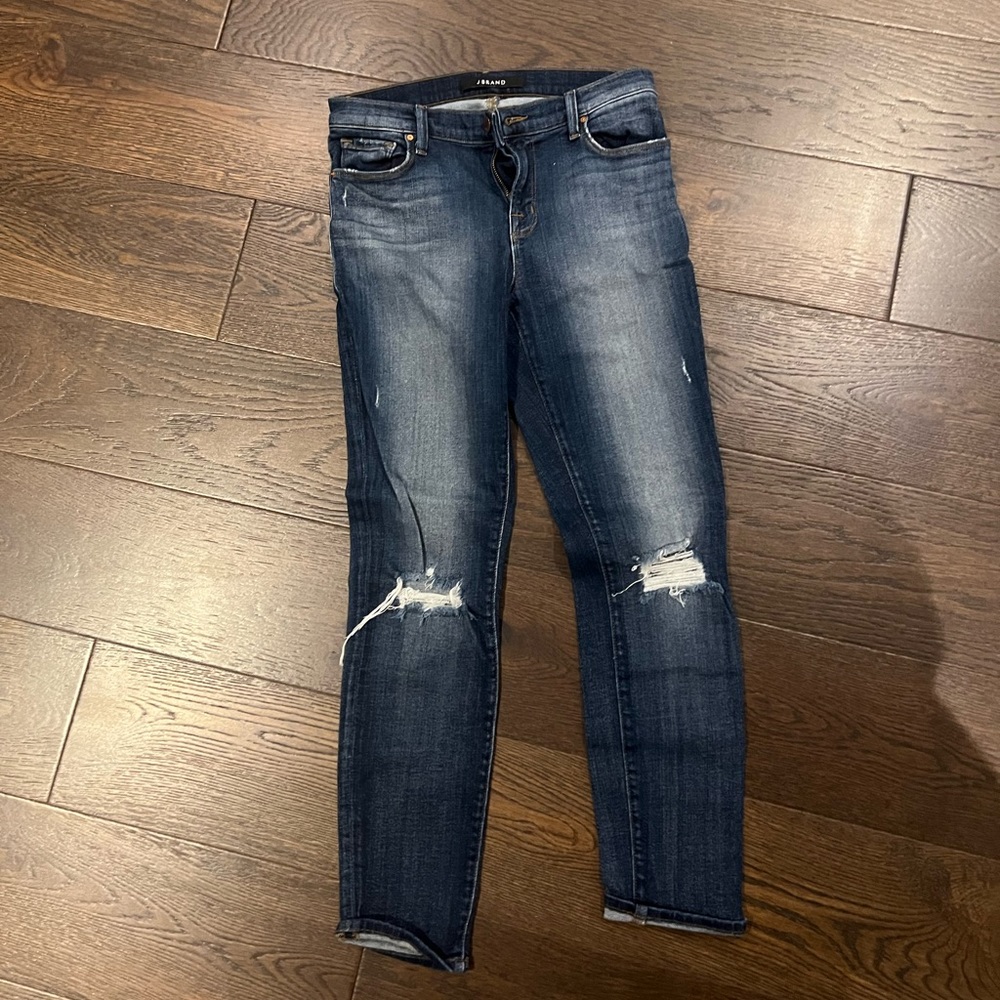 J Brand distressed blue jeans. Size 28.